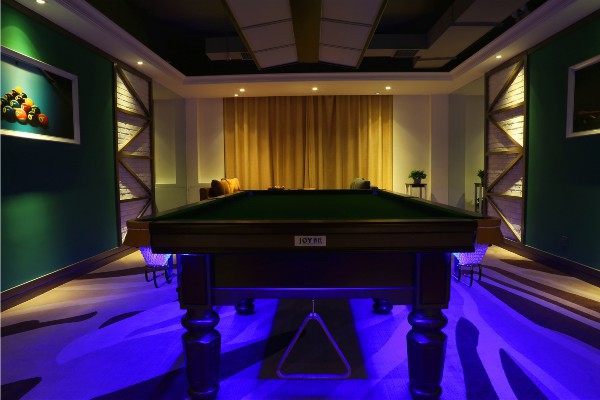 独家体验：武汉窄宽按摩特色服务(武汉窄门宽院餐饮服务有限公司)