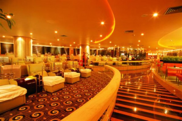 武汉茶馆美女如云，你get到了吗？(武汉 茶馆)